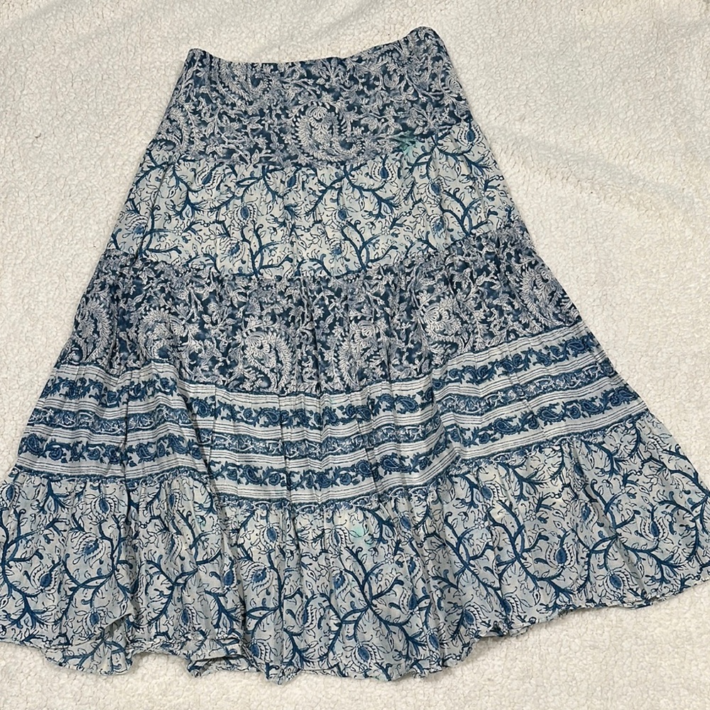 Elegant Blue Patterned Skirt